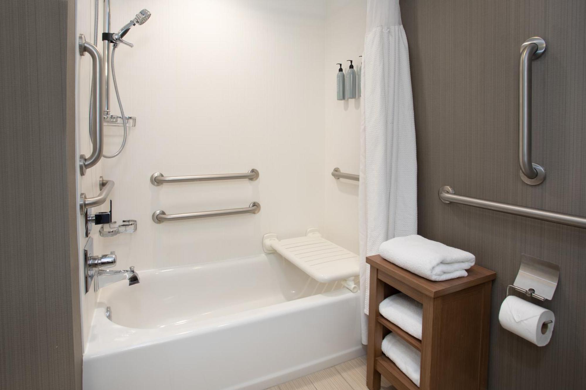 Courtyard By Marriott Dallas Flower Mound Bagian luar foto