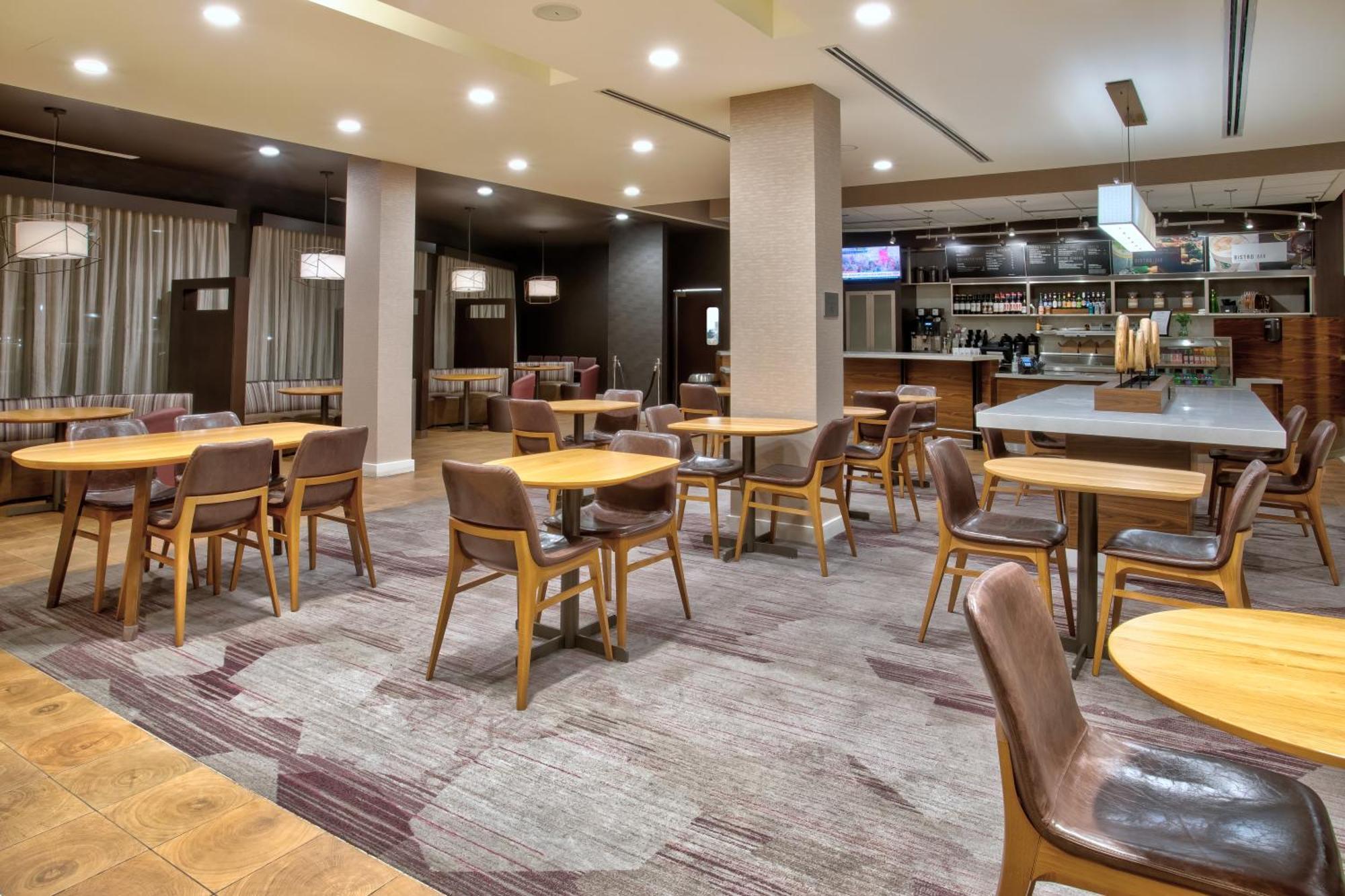 Courtyard By Marriott Dallas Flower Mound Bagian luar foto