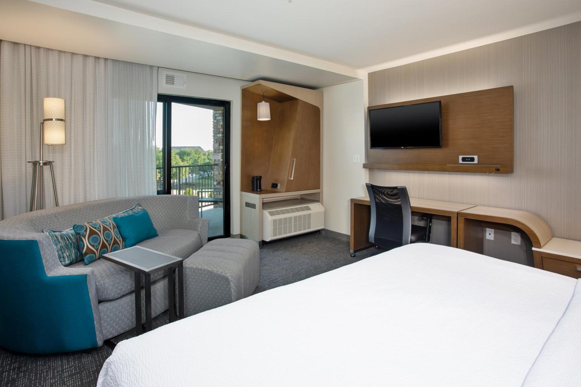 Courtyard By Marriott Dallas Flower Mound Bagian luar foto
