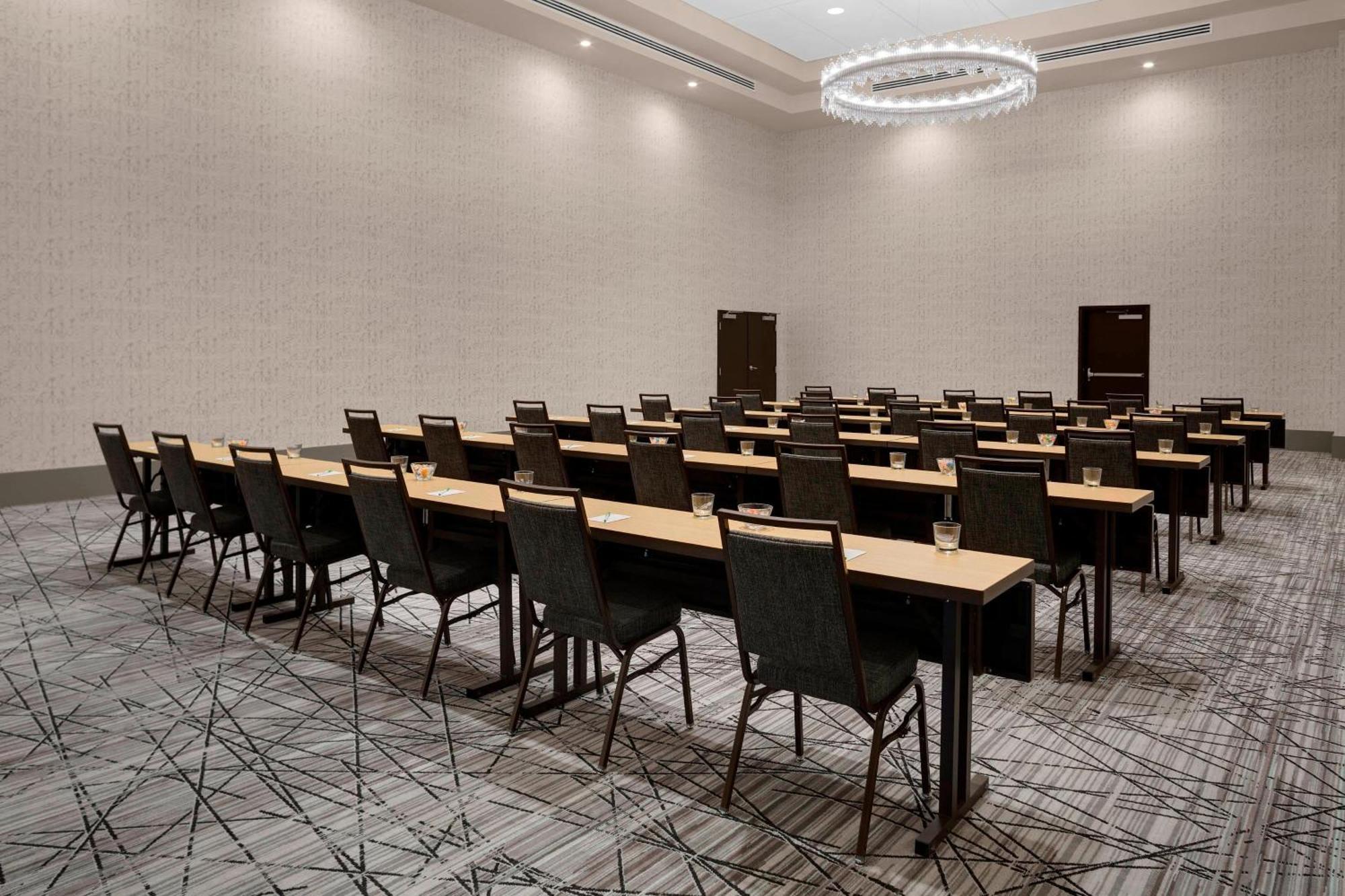 Courtyard By Marriott Dallas Flower Mound Bagian luar foto
