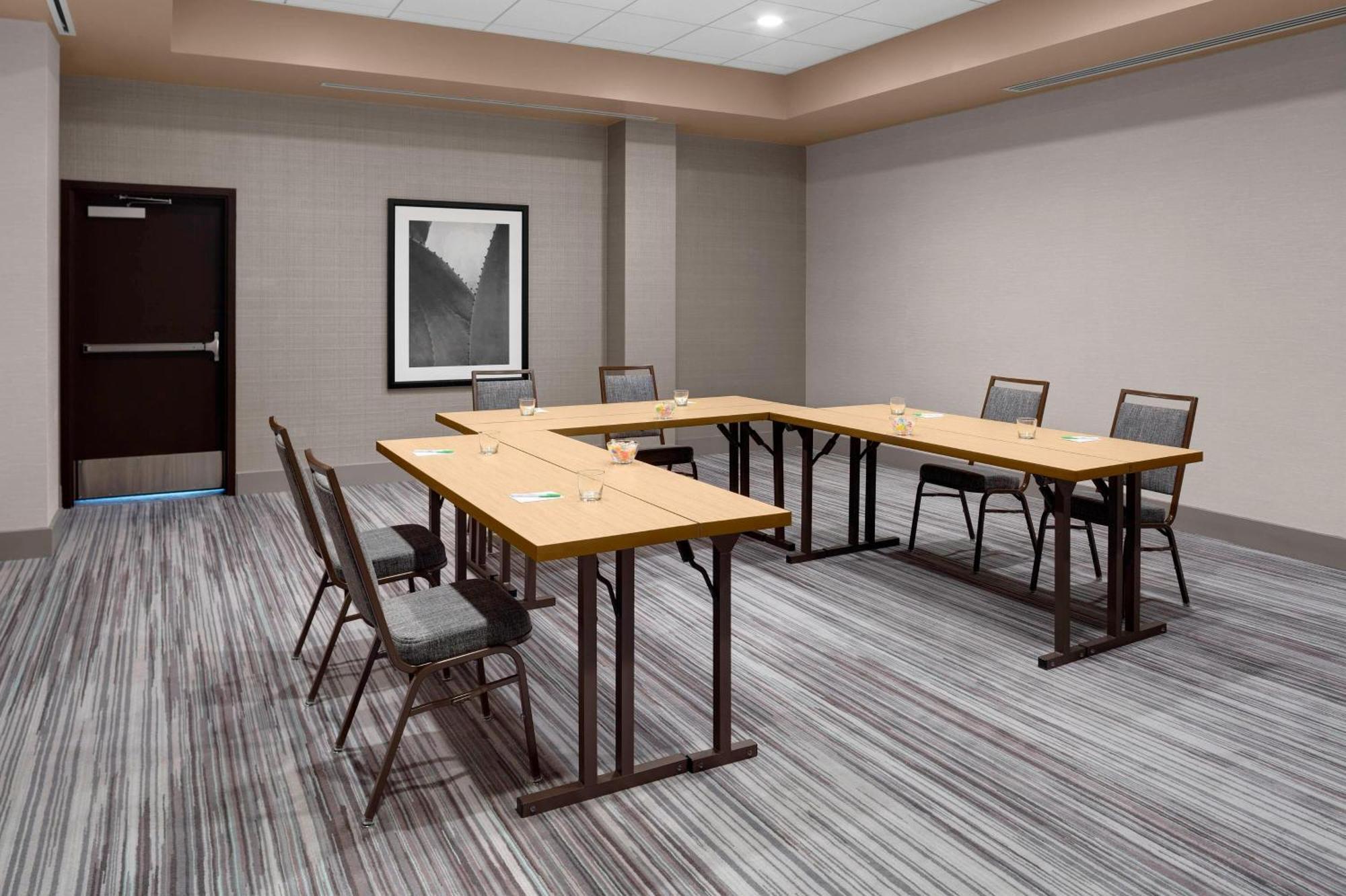 Courtyard By Marriott Dallas Flower Mound Bagian luar foto